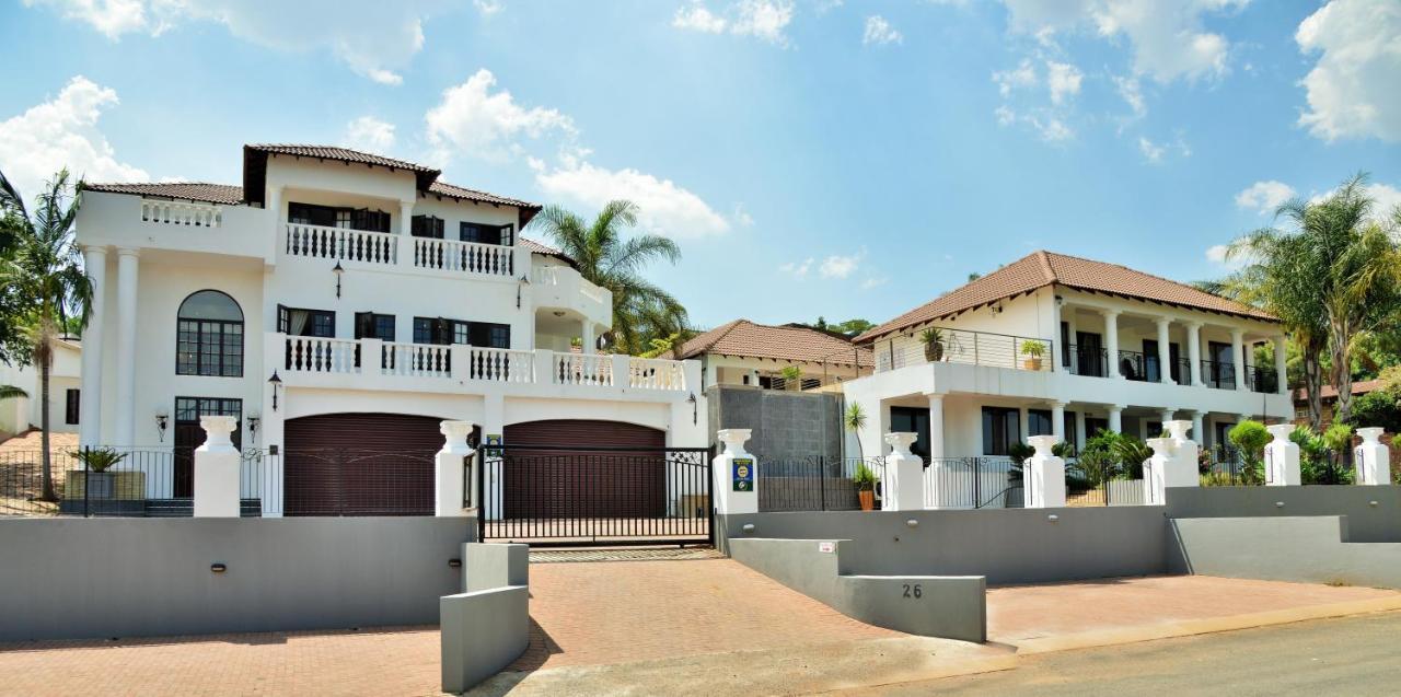 Indlovukazi Guesthouse Hartbeespoort Bagian luar foto