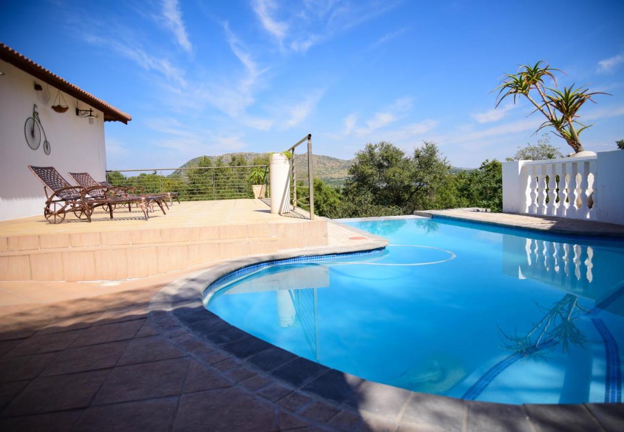 Indlovukazi Guesthouse Hartbeespoort Bagian luar foto