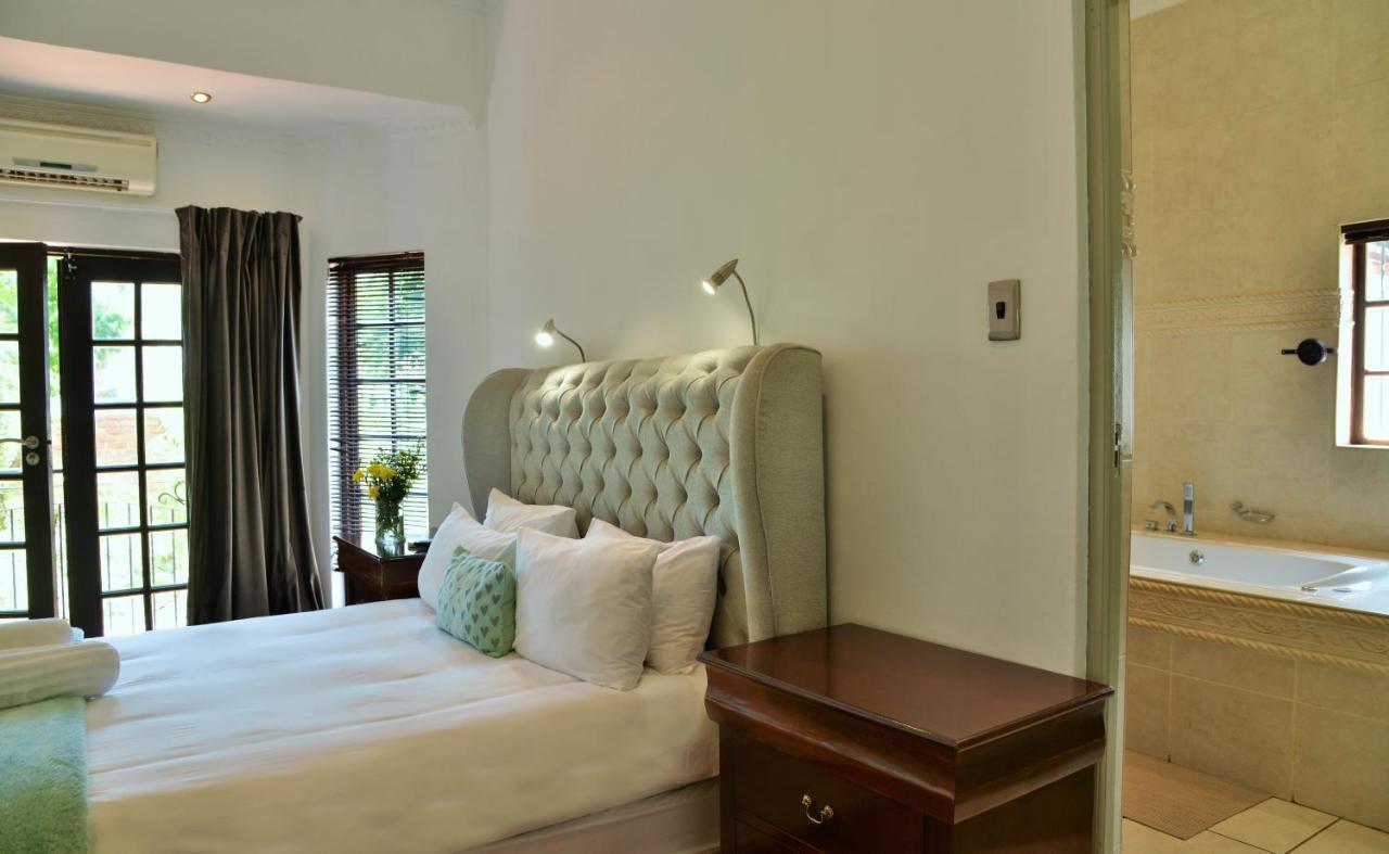 Indlovukazi Guesthouse Hartbeespoort Bagian luar foto